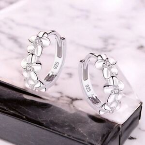 925 Silver Hoop Earrings With White Sapphire